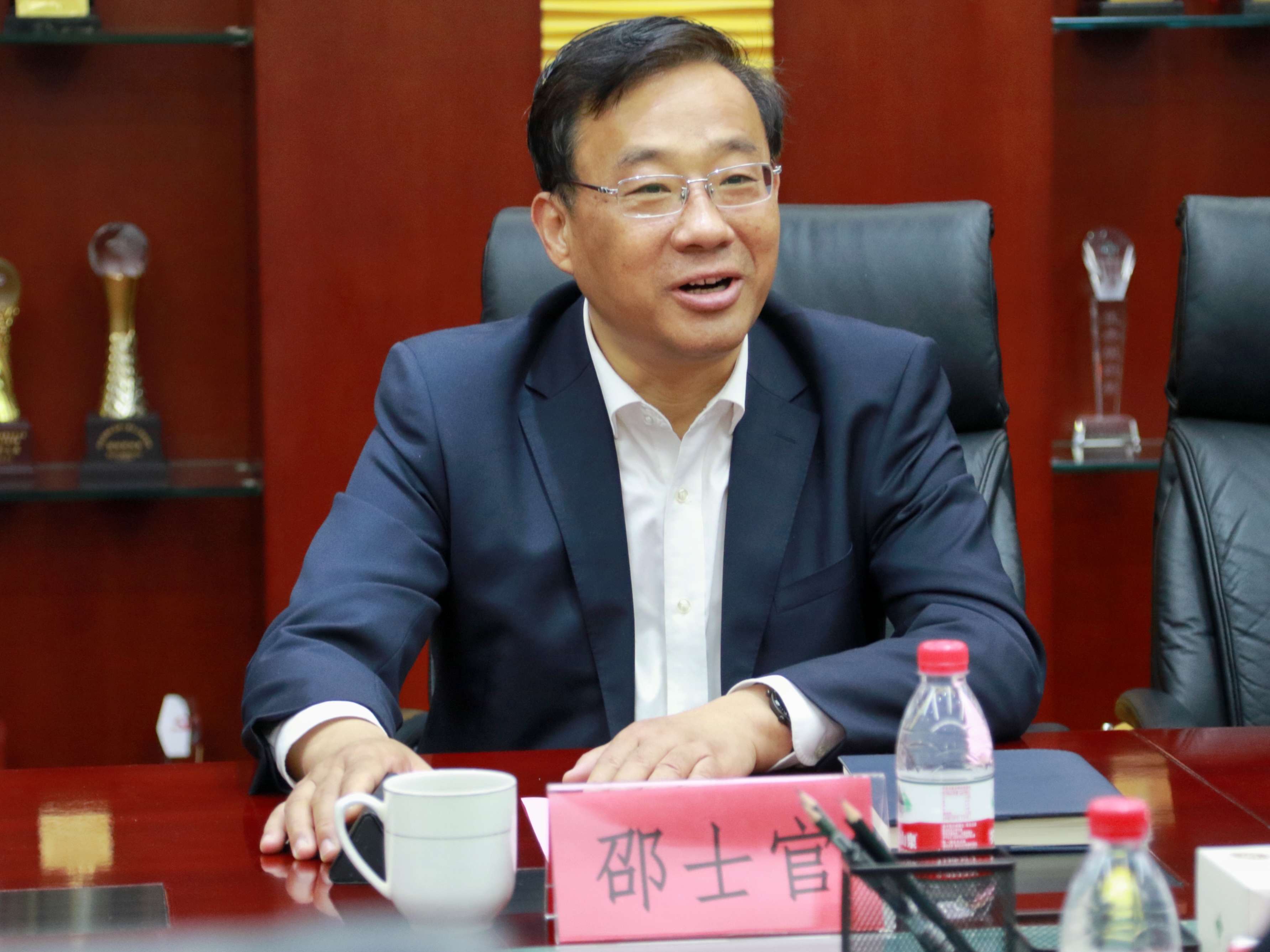 2024011朱總會(huì)見(jiàn)棗莊邵士官3.jpg